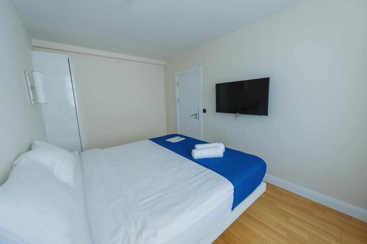 Aparthotel ~ Orbi City ~ バトゥーミ エクステリア 写真