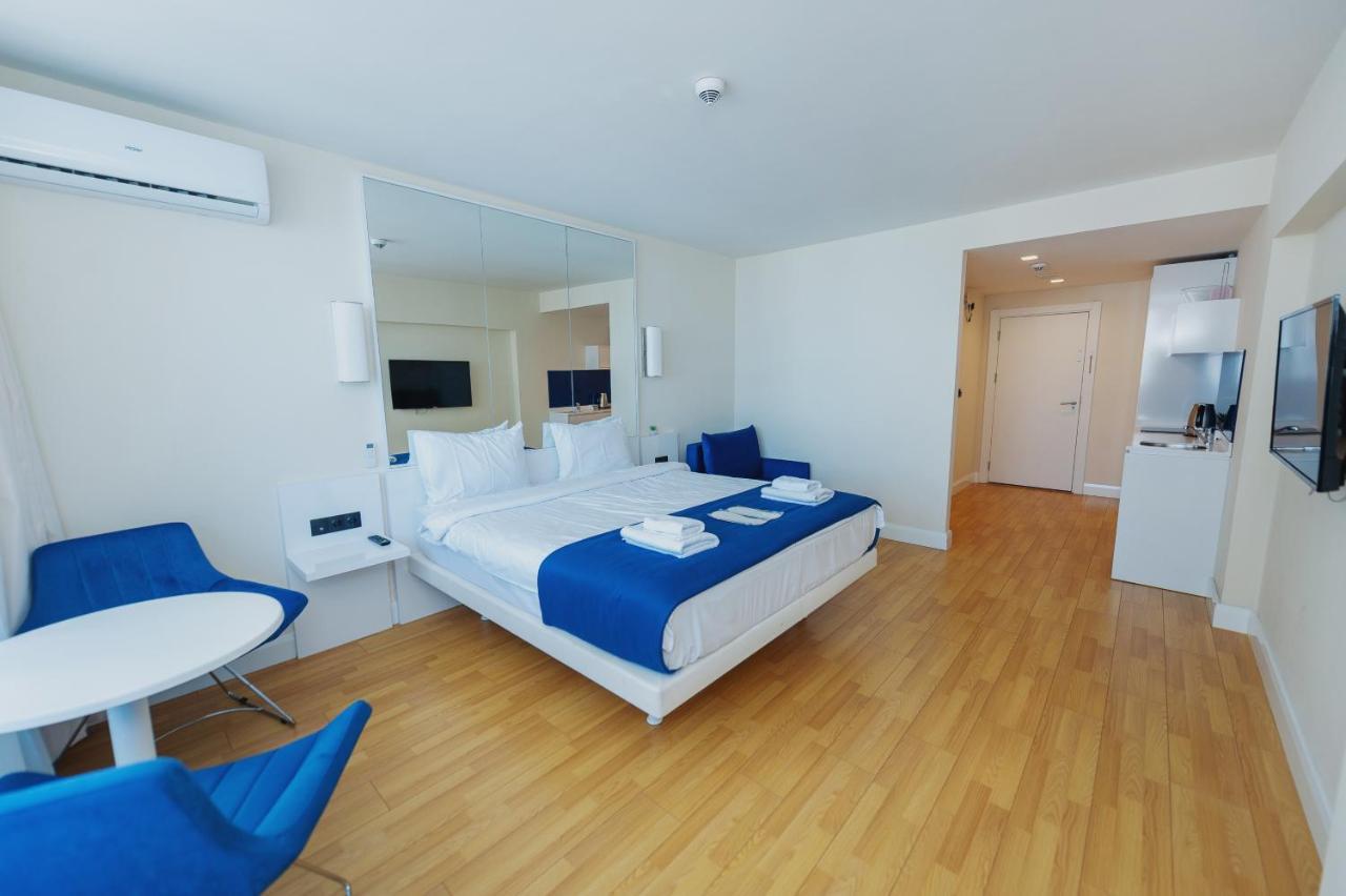 Aparthotel ~ Orbi City ~ バトゥーミ エクステリア 写真
