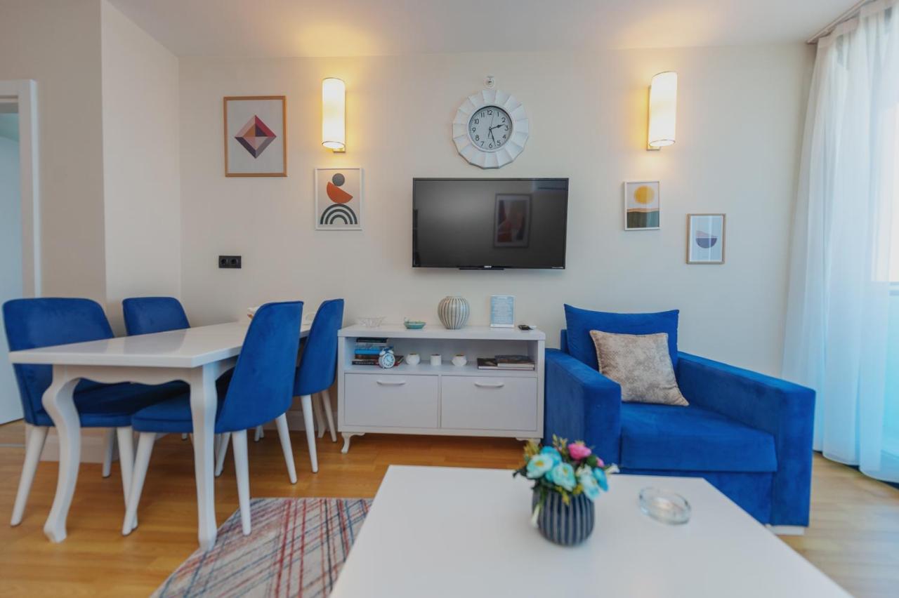 Aparthotel ~ Orbi City ~ バトゥーミ エクステリア 写真